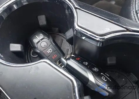 2017 Ford Explorer Xlt z USA, uszkodzony, nr VIN 1FM5K8D8XHGD09407